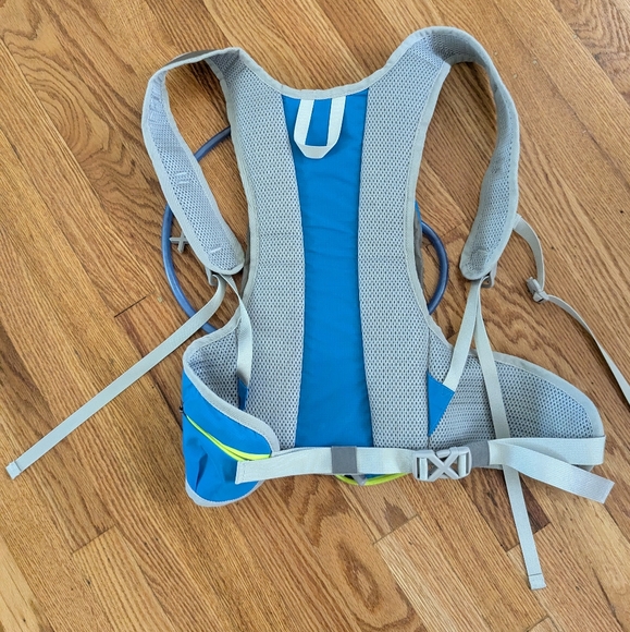 Hydration Backpack - Picture 7 of 8